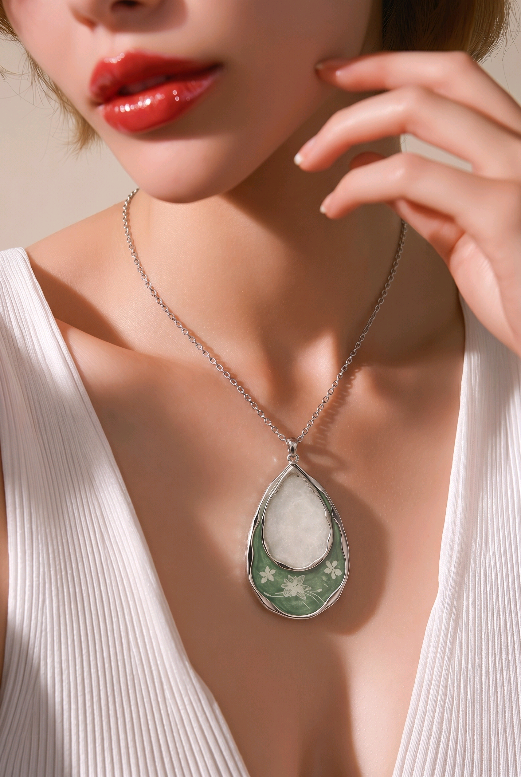 Hawaiian Flower Resin Teardrop Pendant Necklace – Handmade Tropical Jewelry