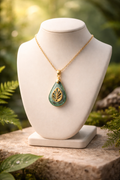 Gold Leaf & Green Resin Teardrop Pendant Necklace – Handmade Nature-Inspired Jewelry